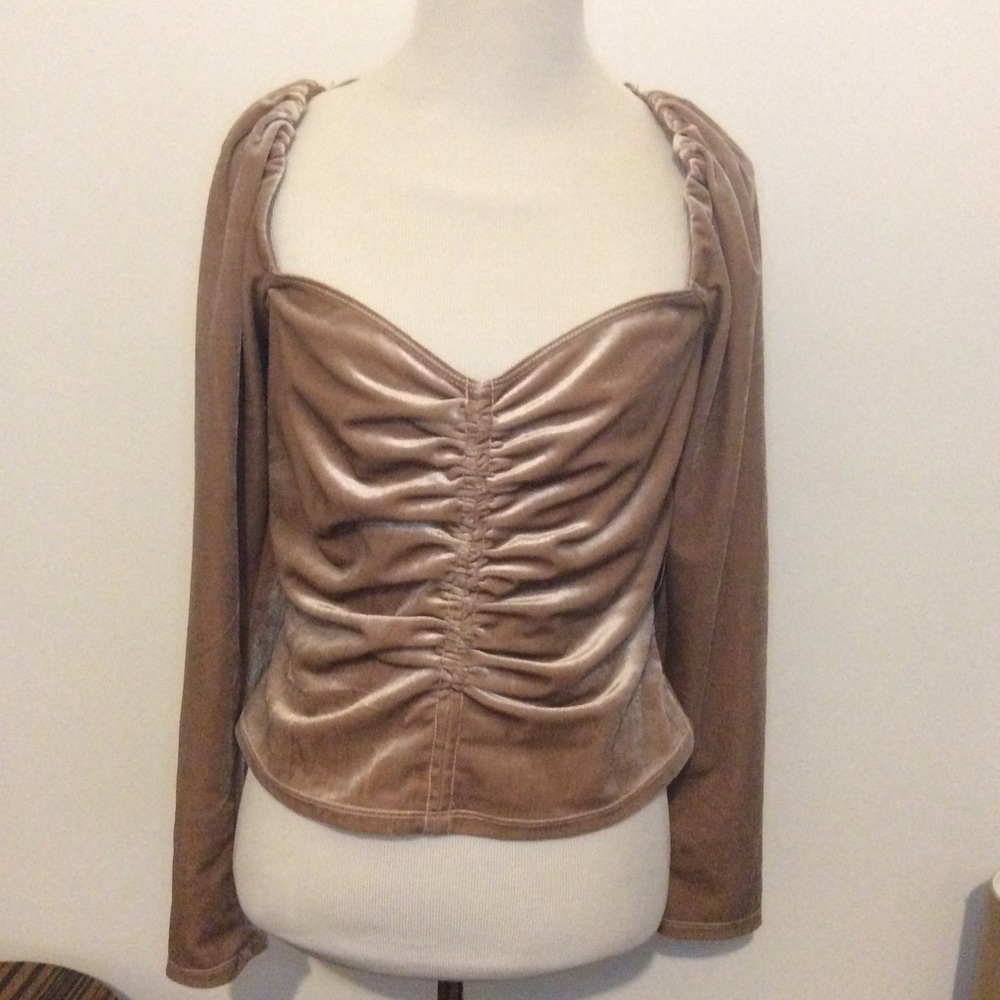 Velvet Top - Picture 3 of 4